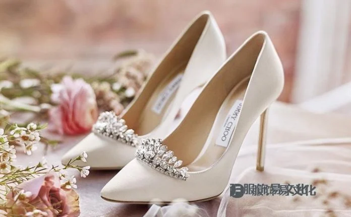 Jimmy Choo-华裔服装设计师-人物传记