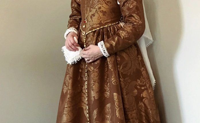 1560年的威尼斯礼服制作过程