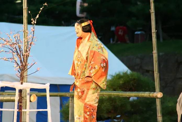 和服的历史：中世纪时期（镰仓至安土桃山时期）