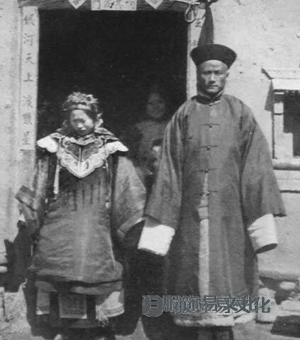 中国19世纪和20世纪婚礼服装变化