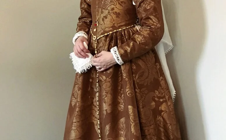 1560年的威尼斯礼服制作过程